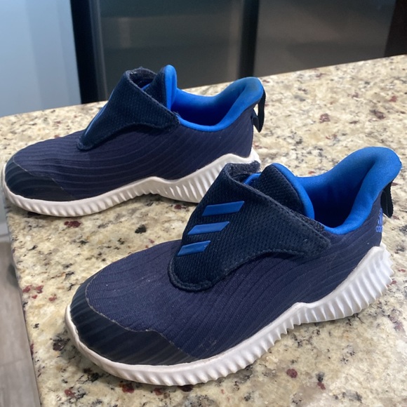 Adidas Toddler Shoes - Picture 3 of 8